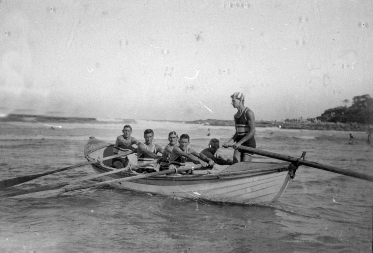 1913 - First Surf Carnival